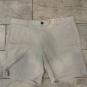 J. Crew Men's Light Gray Flat Front Shorts